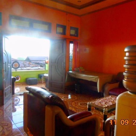 Aini Home Stay Ternate Eksteriør billede