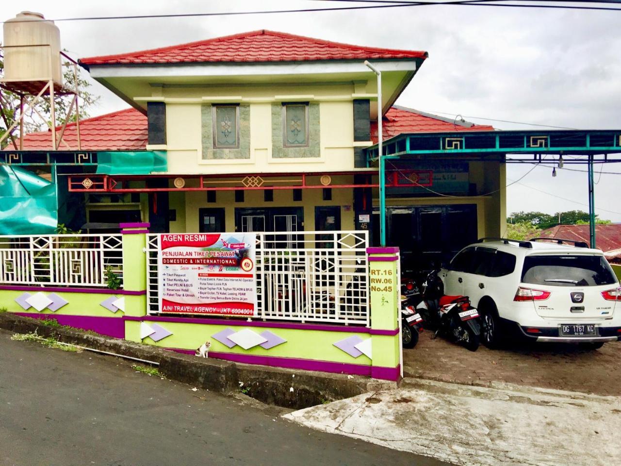 Aini Home Stay Ternate Eksteriør billede
