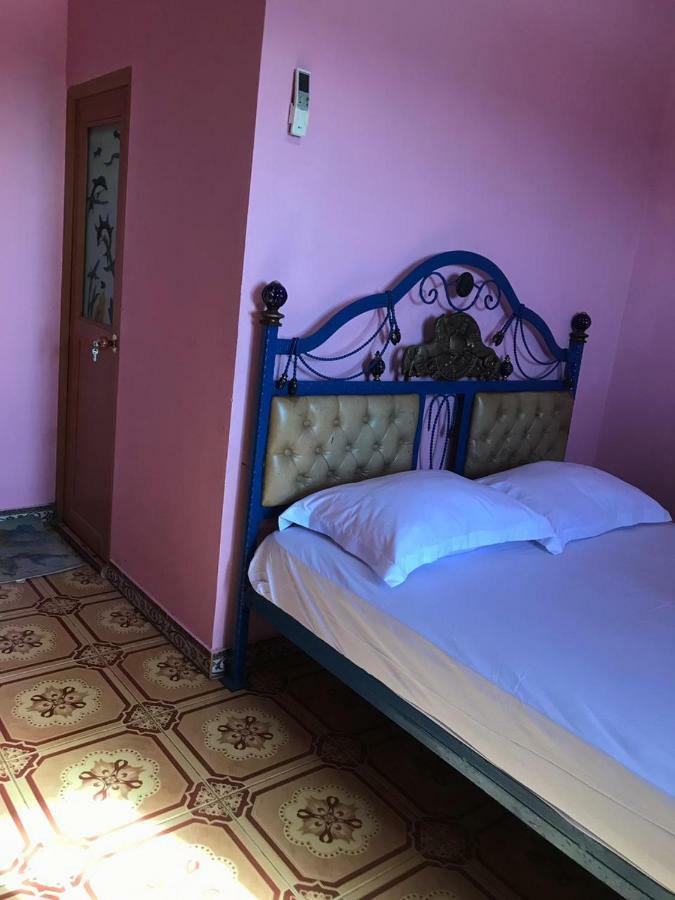 Aini Home Stay Ternate Eksteriør billede