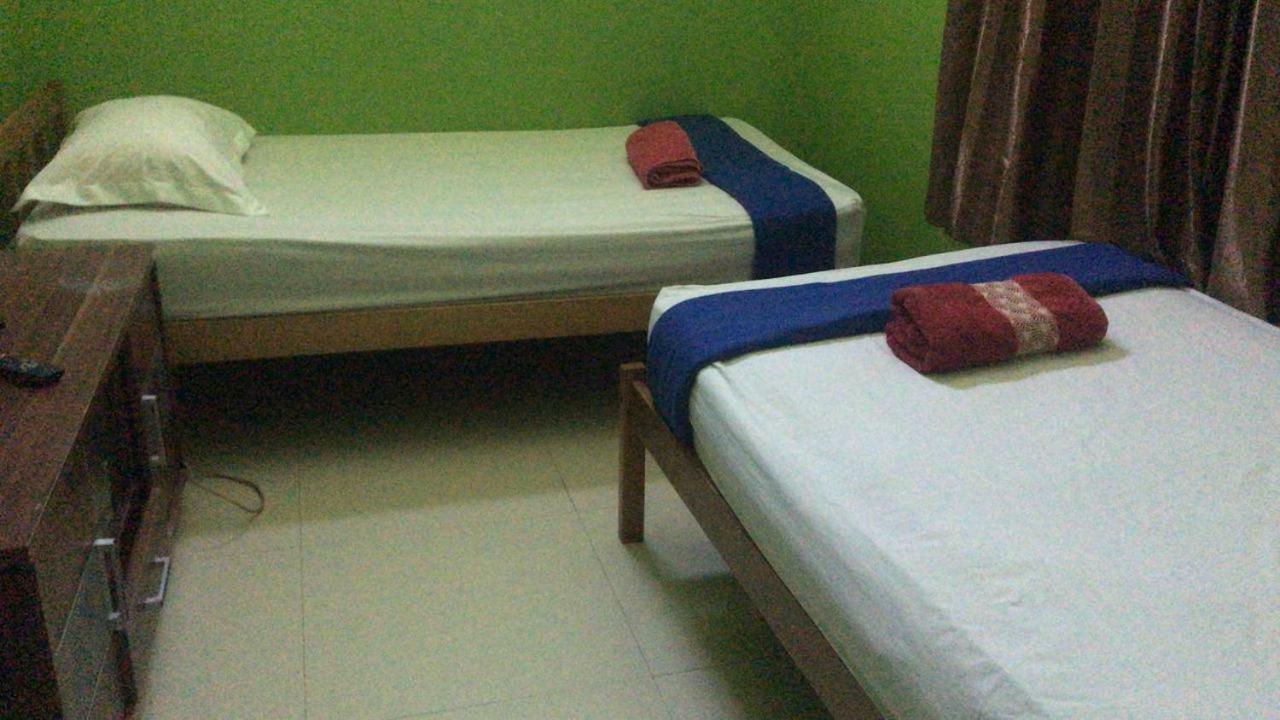 Aini Home Stay Ternate Eksteriør billede